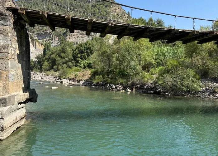 ésera * Santa Liestra y San Quílez